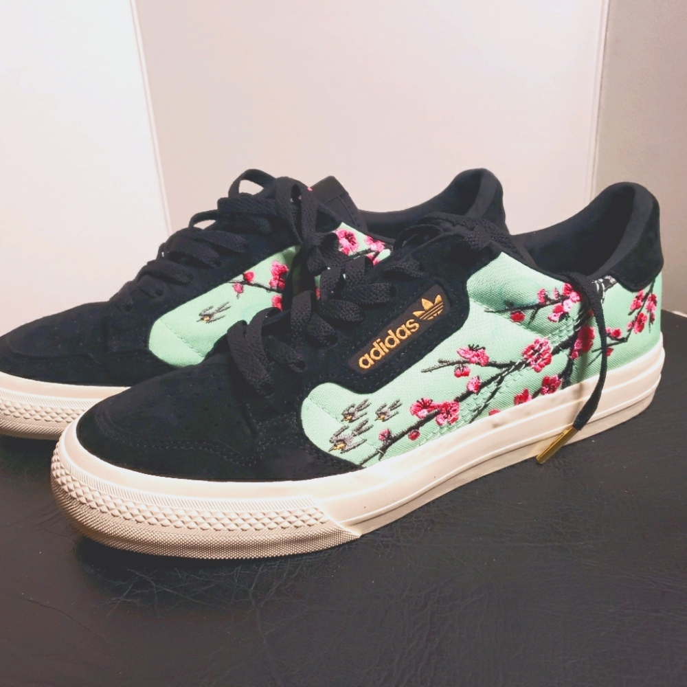 Arizona Adidas Vulcan Continental 80
